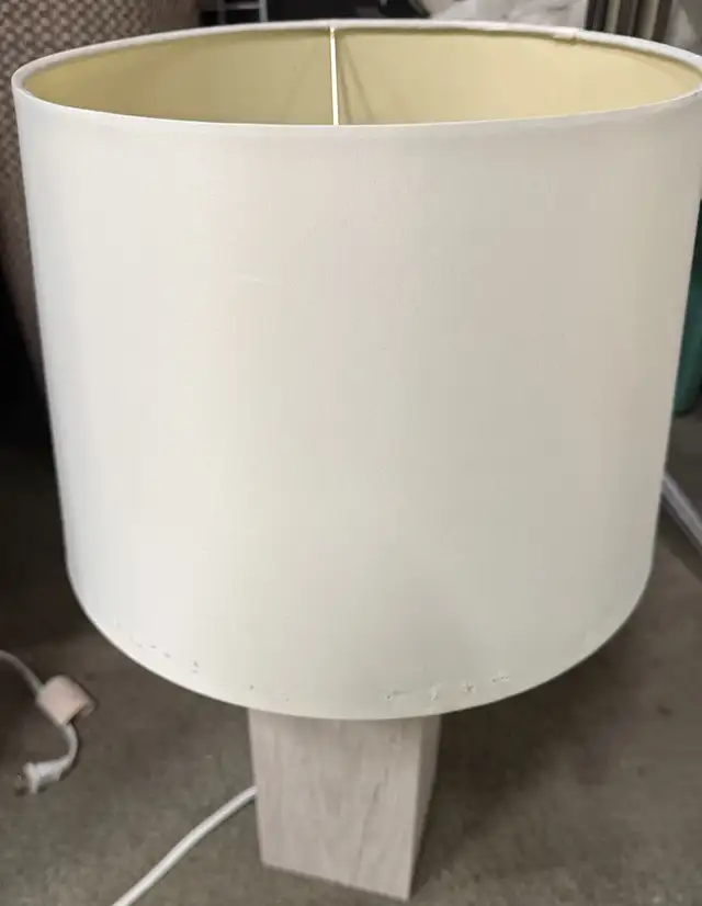 Table Lamp in Indoor Lighting & Fans in Mississauga / Peel Region - Image 2