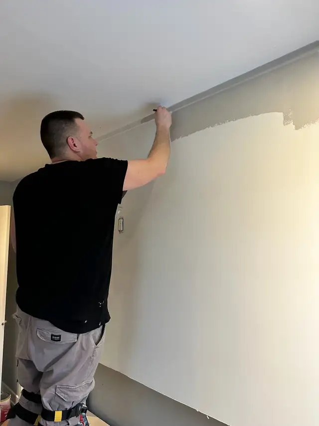 Custom TV Wall with Fireplace | Modern Feature Wall Installation410021110146017284