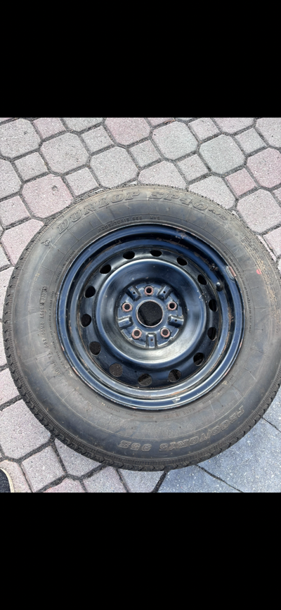 Brand new Dunlop tire SP40, P205/70R15 95S Good for Toyota Sienna