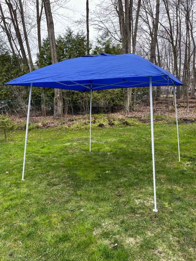 Canopy Sun Shelter 10 x 10 in Patio & Garden Furniture in Ottawa