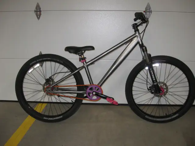 Dirt Jump Bike