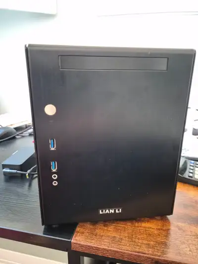 Mini-itx PC 10 litres, i3 9100, 16Gb ddr4 ram, 256Gb Nvme, View more