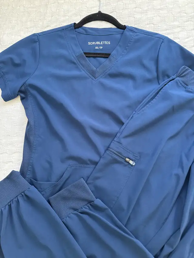 Brand New Scrubs Size XS in Women's - Other in Strathcona County - Image 3