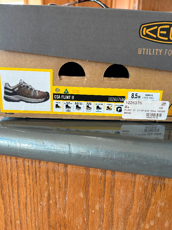 Steel toe shoes in Women's - Shoes in Winnipeg