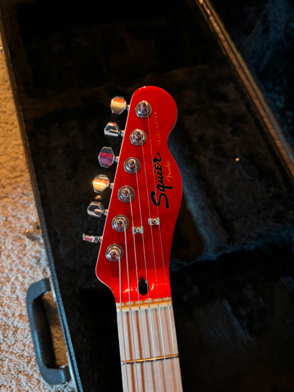 Fender SQUIER Telecaster Telecaster Contemporary - Condition A+ dans Guitares  à Ville de Montréal