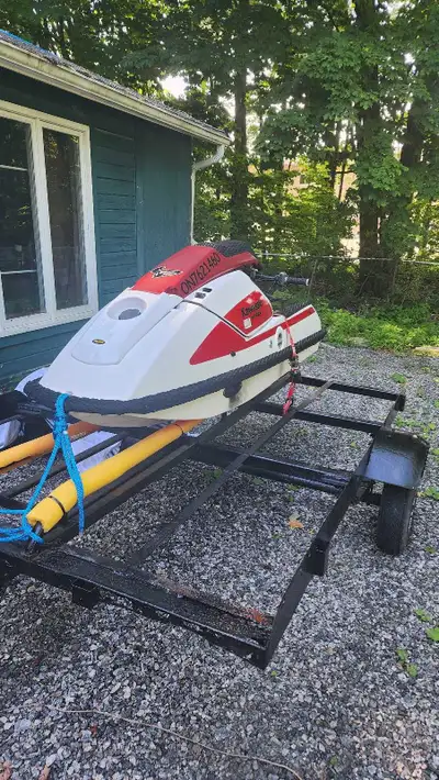 Get ready to hit the waves with this classic Kawasaki 650sx! This personal watercraft features a pow...