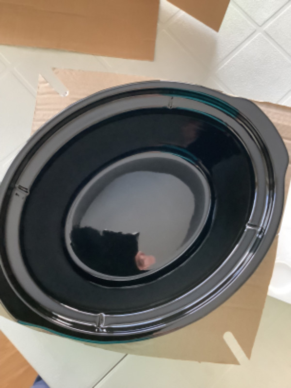 Crock-Pot Smart-Pot 4 Quart - Oval - New in Microwaves & Cookers in Regina - Image 3