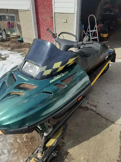 Low mileage 1995 Skidoo Summit Rotax 670 for sale. Excellent condition . Sled has been stored inside...