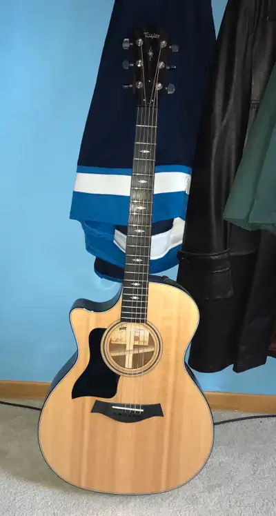taylor 314ce LEFT handed acoustic electric, View more