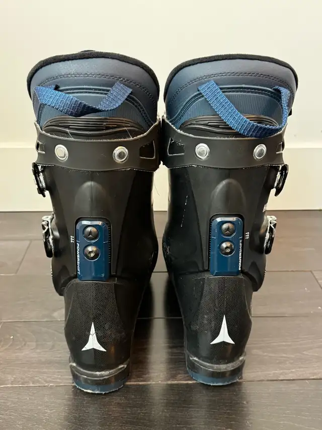 Atomic Hawx Magna 110s Men’s Ski Boots (26/26.5; 102mm; Wide) in Ski in Calgary - Image 4