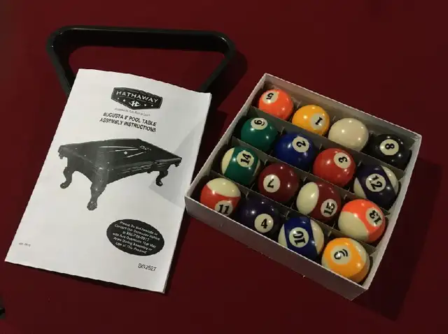 Table de billard Hathaway Augusta 8 pieds in Toys & Games in Granby - Image 6