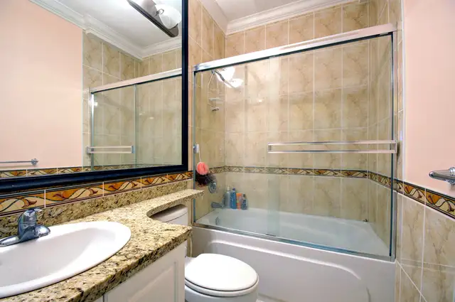 Furnished 1BR @Metrotown Center For Student Roommate--Seeing Now in Room Rentals & Roommates in Burnaby/New Westminster - Image 7