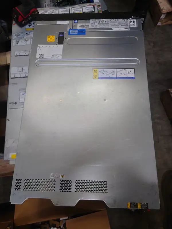 IBM SAN Controller 2145-DH8 2x E5-2650v2 No Ram535727053682790406