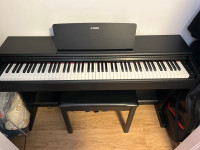 Piano Yamaha yup 144