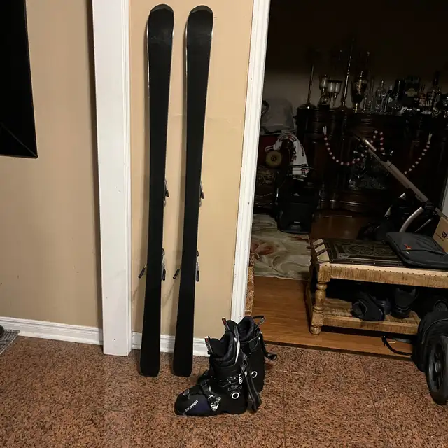 163 Head all mountain  ski with boots Boots  in Ski in Markham / York Region - Image 7
