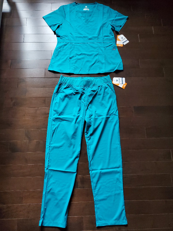 Adar Pro Core Classic Scrub XL teal blue brand new/ensemble yoga dans Autre  à Ouest de l’Île