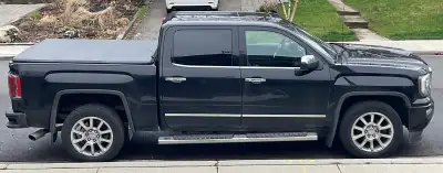 Crew cab in great condition, well mentioned, always synthetic oil and premium gas. Service always on...