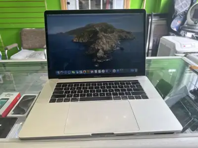 15 Inches Macbook Pro 2018 i7 16/512GB, View more