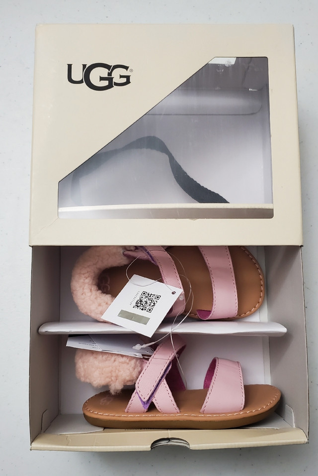 New UGG boots infant toddler sandals size 6/7 18-24 months in Clothing - 18-24 Months in City of Toronto - Image 2