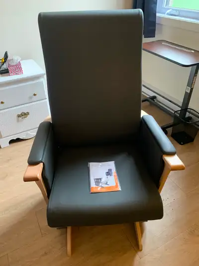 Fauteuil berçant autobloquant, View more