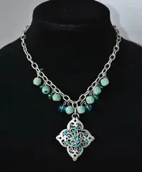 5 BEAUTIFUL NECKLACES