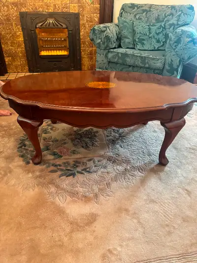 Coffee table with 2 matching end tables