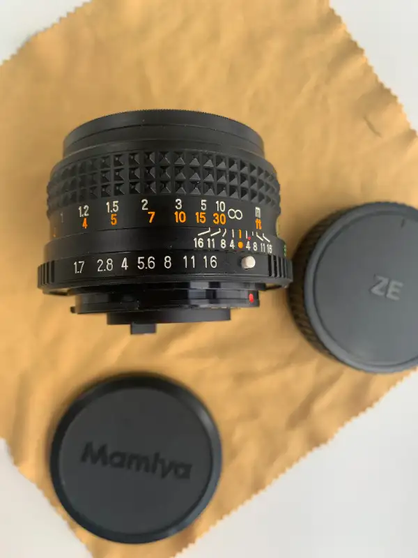 Mamiya Sekor EF 1 : 1.7  f= 50mm 49 ø Lens Made In Japan in Cameras & Camcorders in City of Toronto - Image 5