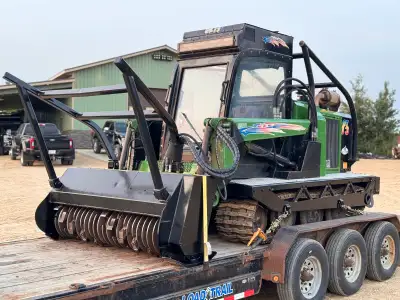 2006 Gyrotrac GT13 XP Forestry Mulcher - 140 hp cummins (Tier 3) - 2800 hours - Joystick controls -...