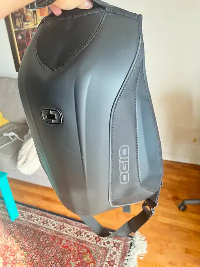 Selling an OGIO No Drag Mach 3 motorcycle backpack in pristine condition. Used only once or twice an...