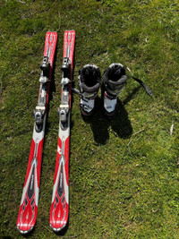 Skis and boots 27.5