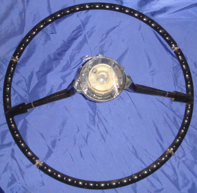 BH760 1965 65 Chevrolet Chevy Chev Impala Steering Wheel in Other Parts & Accessories in Peterborough - Image 2
