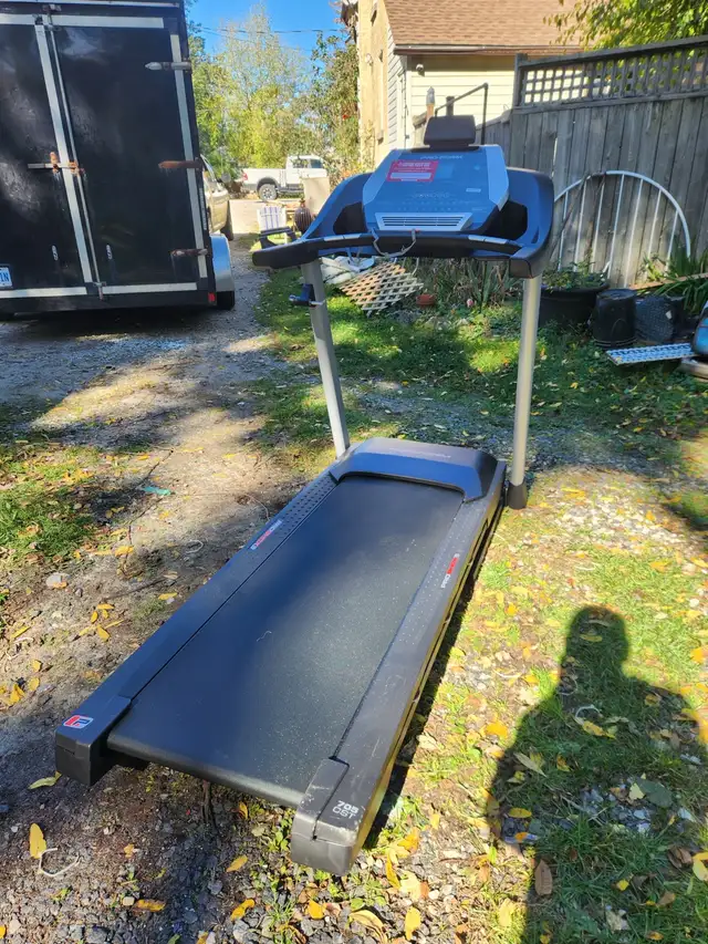 treadmill brand new 604581763566817282