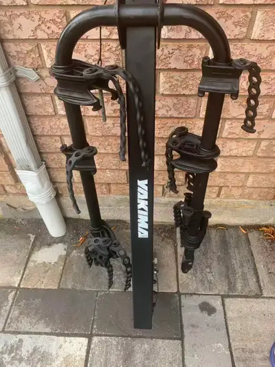 Yakima Hitch Bike Rack (cable lock and hitch lock included), View more