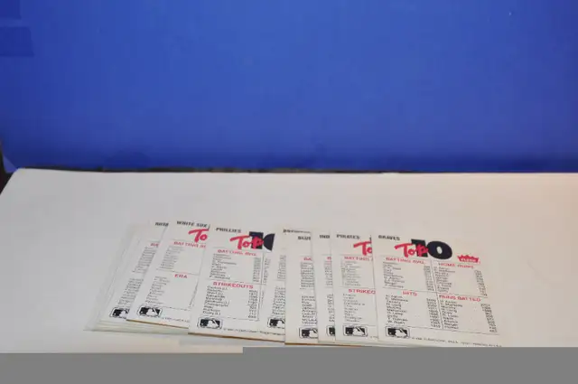 Team Logo Stickers 1991 Fleer Baseball lot of 15 team mlb in Arts & Collectibles in Victoriaville - Image 3