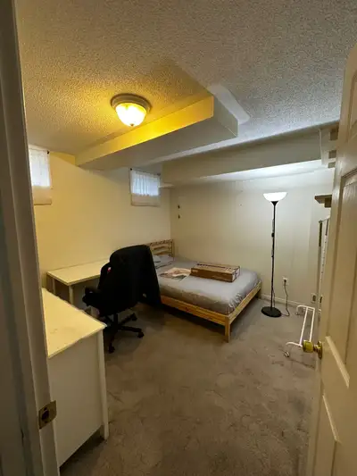 Bright & Comfortable Room for Rent – Steps 5 minutes to York University! Looking for a clean, quiet,...