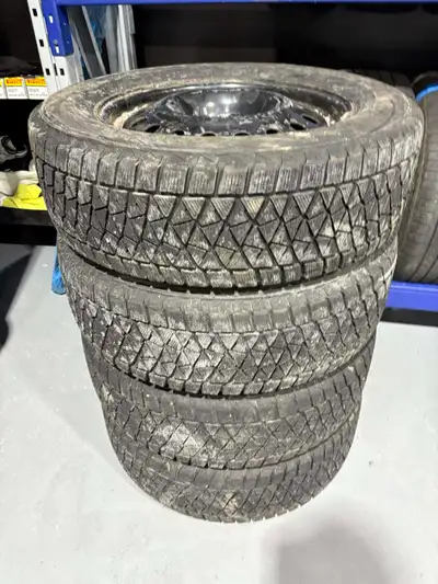 P235/65R18 Bridgestone Blizzak winter tires on Steel Rims. Asking for $599 or best offer Pattern: 5...