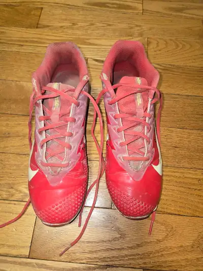 Nike Boys Baseball Cleats Size 7.5 Pickup QEW and Cawthra