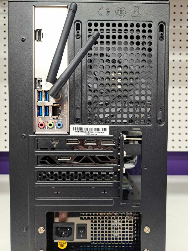Remanufactured 2018 Gaming PC i5 32gb 2tb nvme Windows 11 in Desktop Computers in Calgary - Image 3