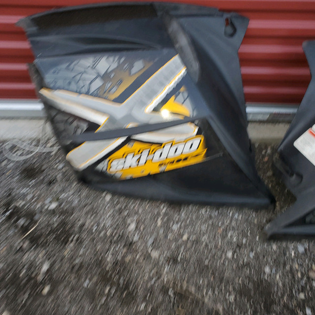 Ski-Doo Rev Chassis Side Panels in Snowmobiles Parts, Trailers & Accessories in Brantford - Image 2