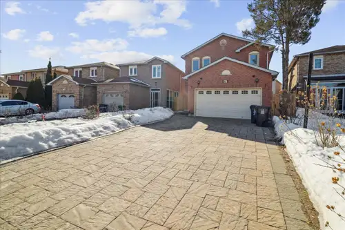 Beautiful and Updated 4 Bedroom Fully Detached Home close to Morningside and Morningview Trail. 4 be...