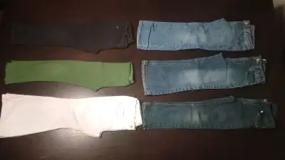Brand named jeans for girl in size 5, View more