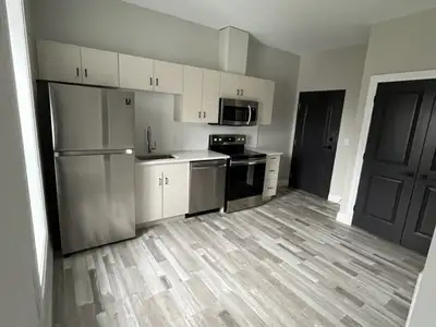 Bachelor Apartment Available in Watford