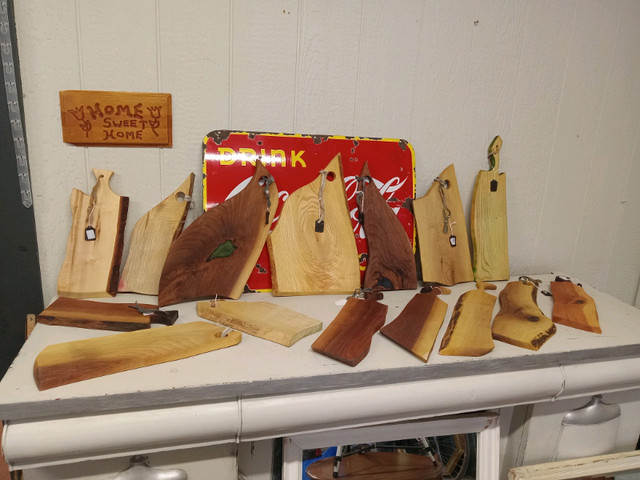 Charcuterine boards, handcrafted hardwood in Kitchen & Dining Wares in Barrie - Image 2