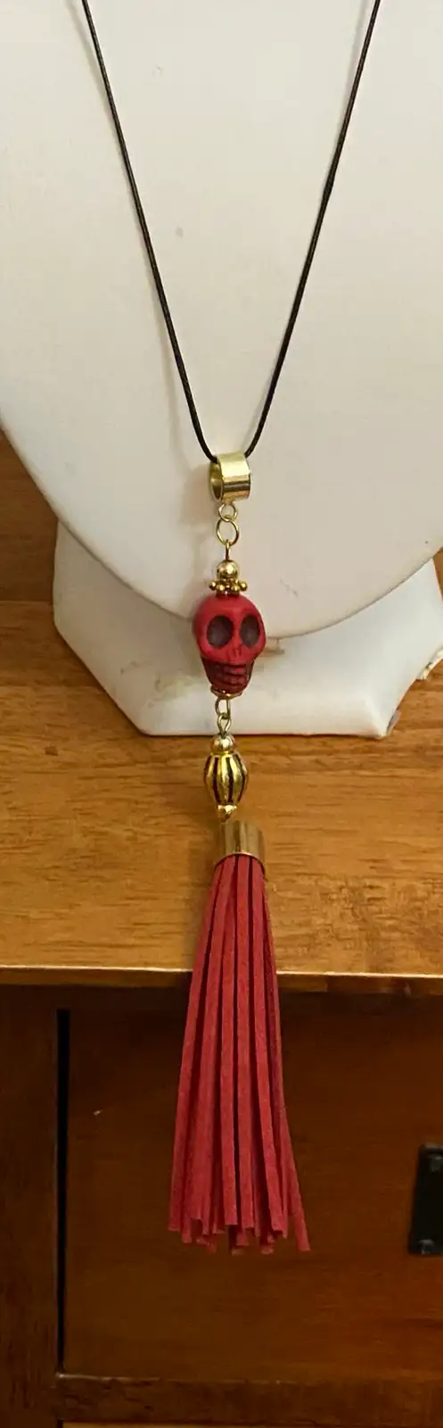 Two Handcrafted Skull Necklaces in Jewellery & Watches in City of Toronto - Image 2