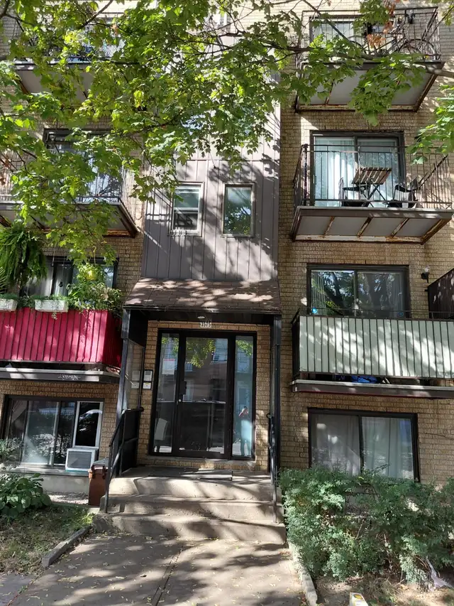 Moderne 3 1/2 a Verdun in Long Term Rentals in City of Montréal - Image 2