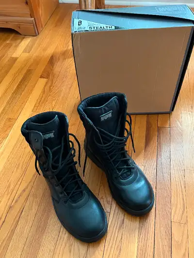 Brand New-Never Worn Men's Black Leather Magnum Stealth Lace Up Boots Size 8. Great for hiking or ri...