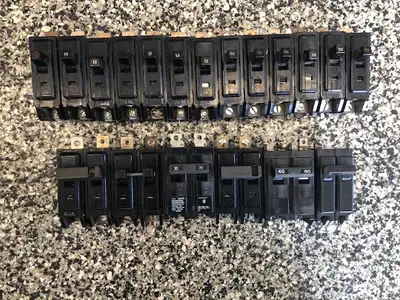 DISJONCTEURS / BREAKERS TYPE BQ, View more