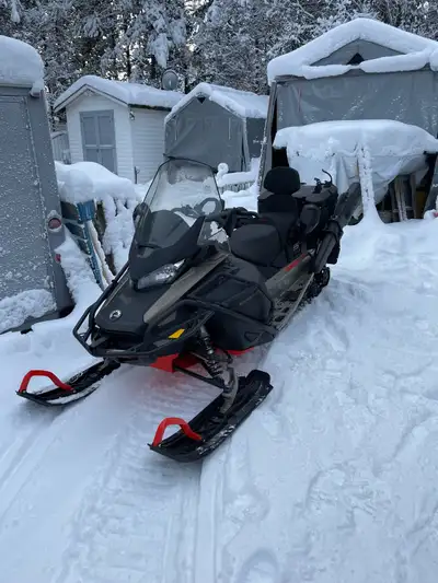 Mint condition Fully loaded Every bumper and skid plate you can get Big rear storage box Studded tra...