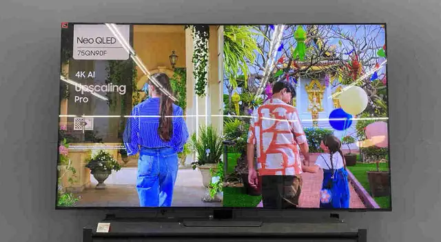 Samsung 75" Neo QLED 4K QN90F Vision AI Smart TV 75QN90F in TVs in City of Toronto - Image 2