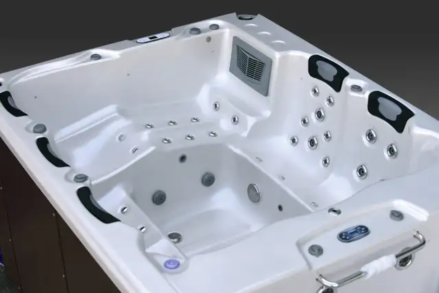 Deal! New 30ft Dual Swimspa-Fully Loaded-Free Delivery n CraneLI in Hot Tubs & Pools in Stratford - Image 4